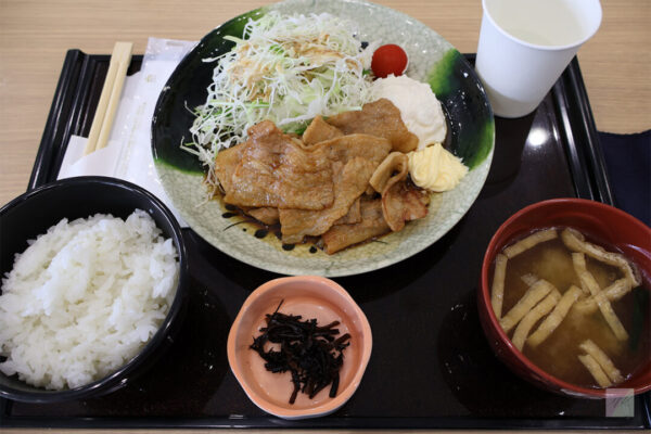 photo5 生姜焼き定食
